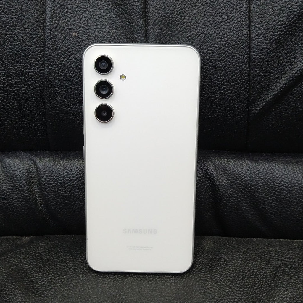 CELULAR SAMSUNG GALAXY A54 5G SM-A546E 128 GB 8 GB RAM (SEMINUEVO)