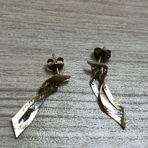 ARETES PAR ORO 10 K 1.2 GRMS (SEMINUEVO)