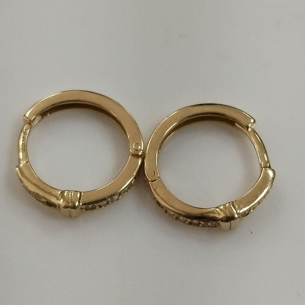 ARETES HUGGIES C CIRCONIA 14K 1.9 GR (NUEVO)