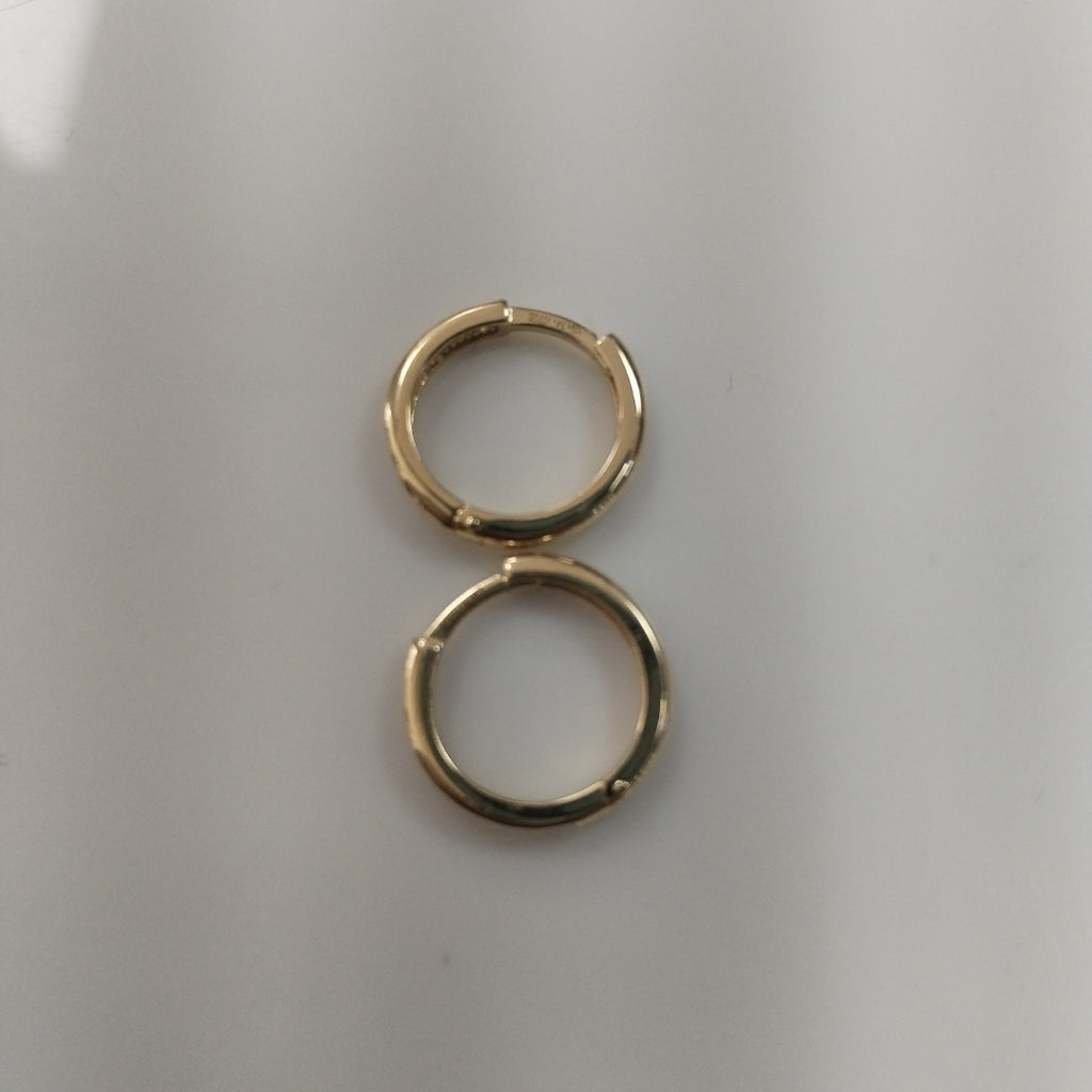 ARETES HUGGIES C CIRCONIA 14K 1.7 GR (NUEVO)