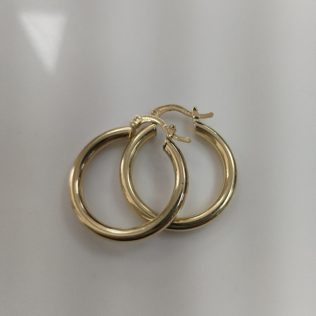 ARETES TEJIDO ARRACADAS LISAS HUECAS 14K 2.1 GR (NUEVO)