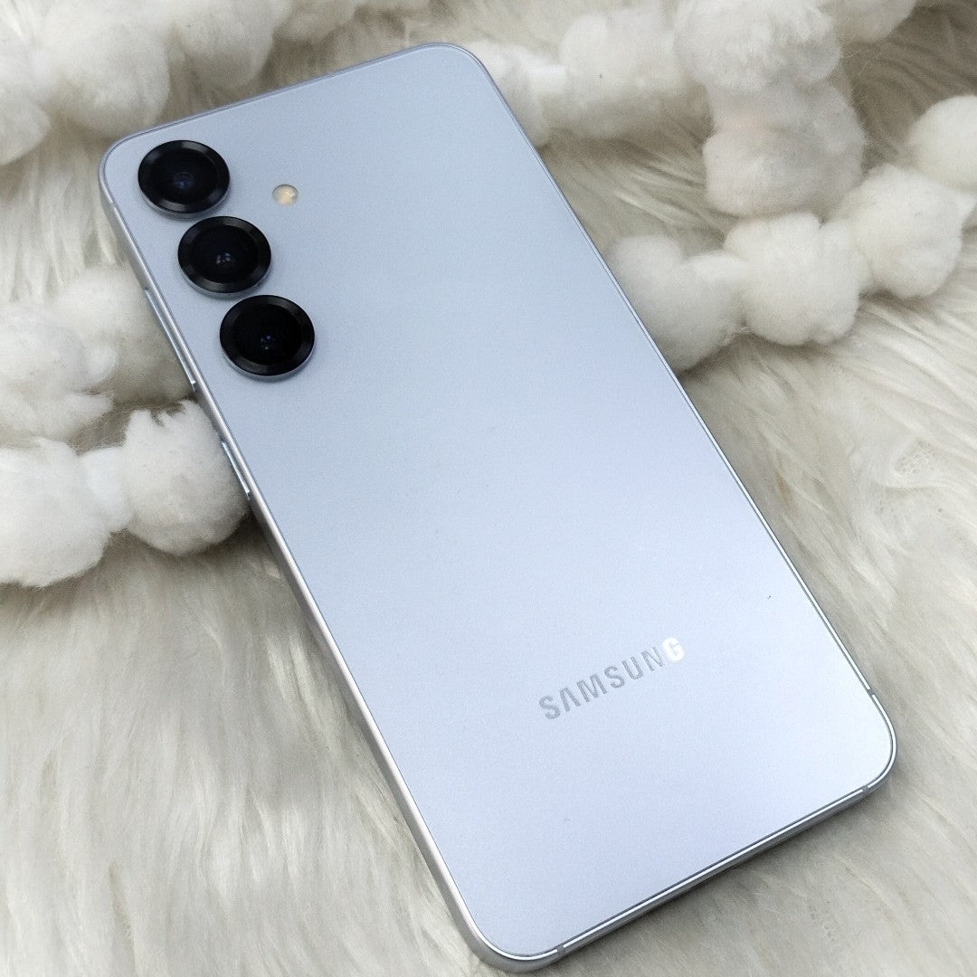 CELULAR SAMSUNG GALAXY S25 SM-S931B (2025) 256 GB 12 GB RAM (SEMINUEVO)