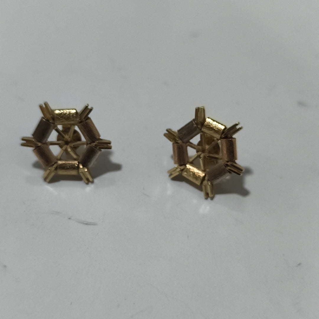 ARETES PAR ORO 14 K 2.8 GRMS (SEMINUEVO)