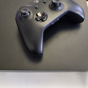 CONSOLA DE VIDEOJUEGO MICROSOFT XBOX ONE X 1 TB (SEMINUEVO)