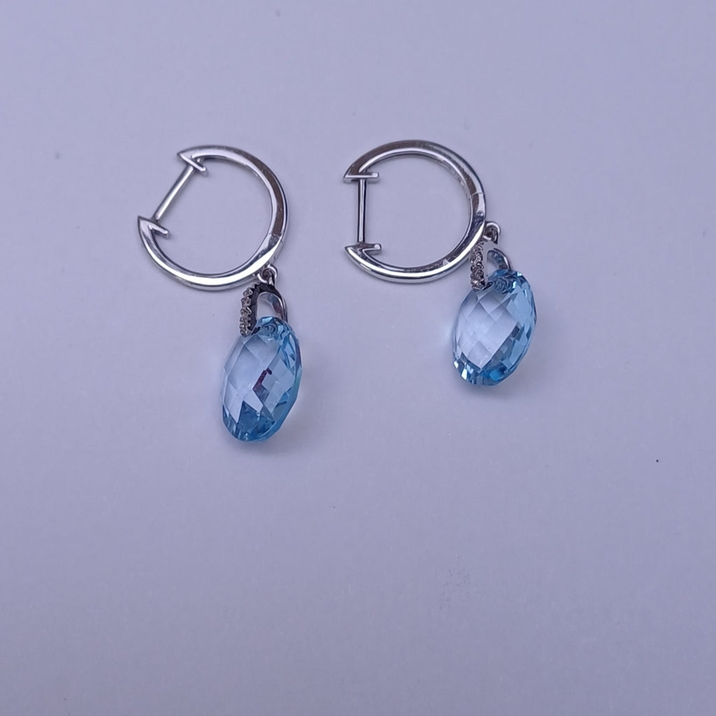 ARRACADAS PAR ORO 18 K 2.5 GRMS (SEMINUEVO)