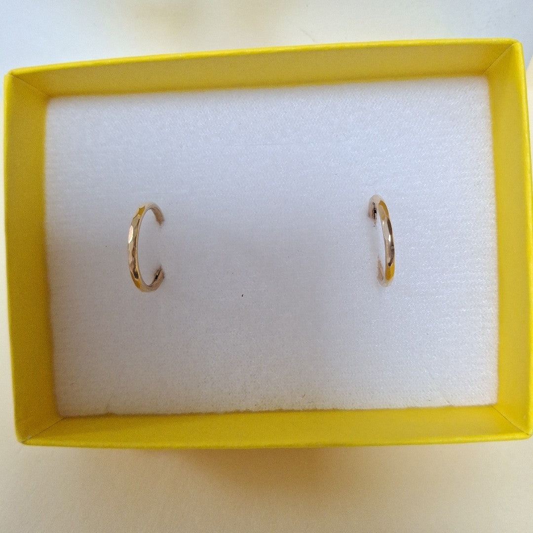 ARRACADAS PAR ORO 10 K 0.7 GRMS (SEMINUEVO)