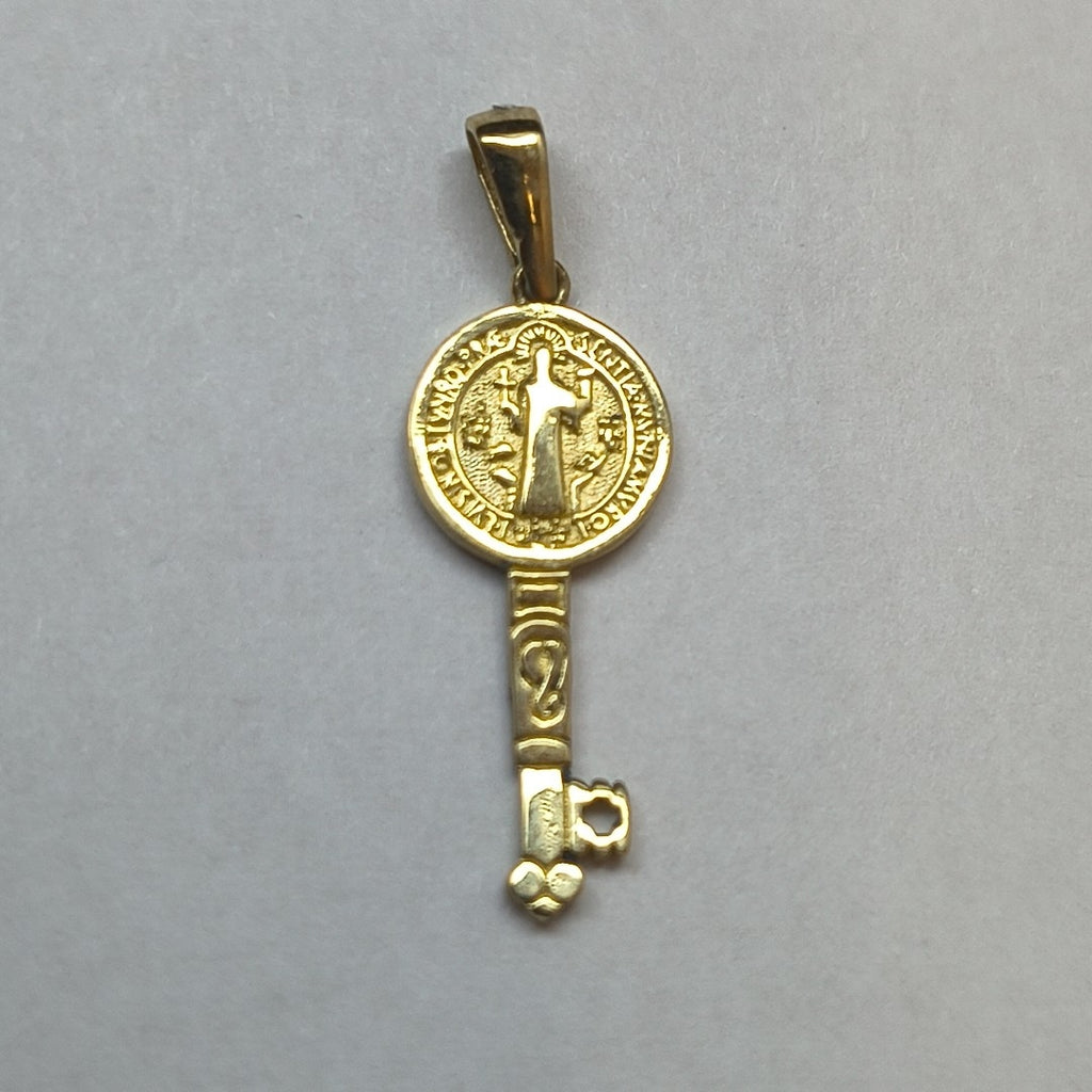 DIJE ORO 10 K 0.9 GRMS (SEMINUEVO)