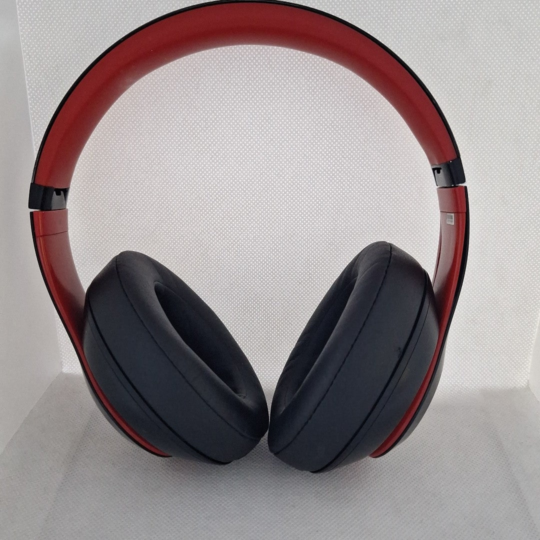 AUDIFONOS BEATS STUDIO 3 INALAMBRICO ON EAR (SEMINUEVO)