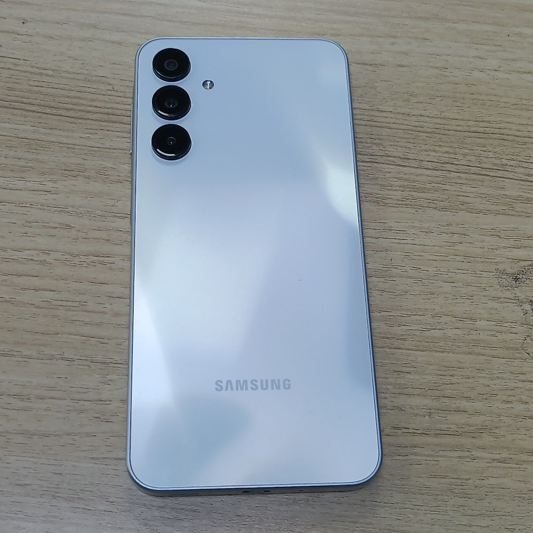 CELULAR SAMSUNG GALAXY A16 5G SM-A166M (2024) 128 GB 6 GB RAM (SEMINUEVO)