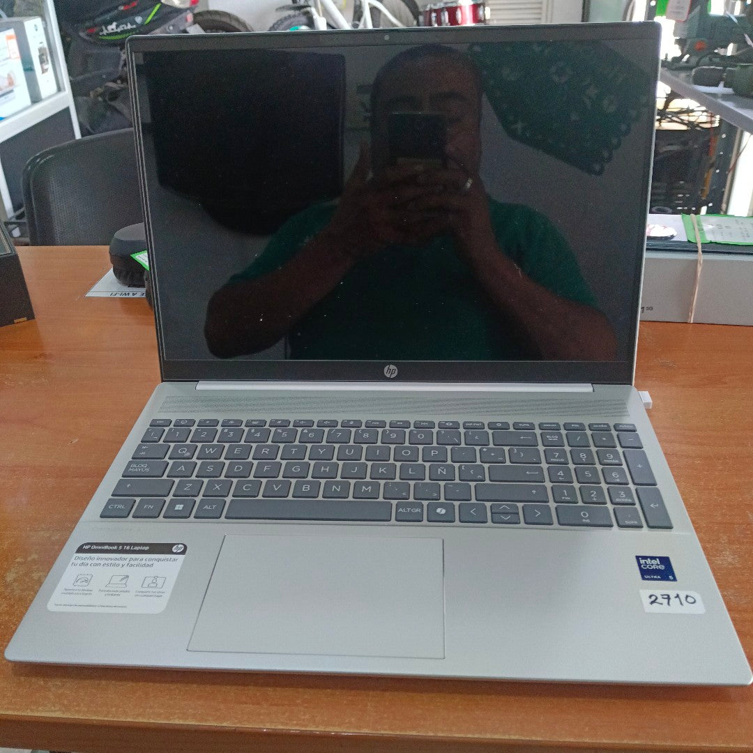 LAPTOP HP OMNIBOOK 5 16-AF1050LA (2025) 1 TB SSD 16 GB RAM (SEMINUEVO)