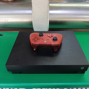 CONSOLA DE VIDEOJUEGO MICROSOFT XBOX ONE X 1 TB (SEMINUEVO)