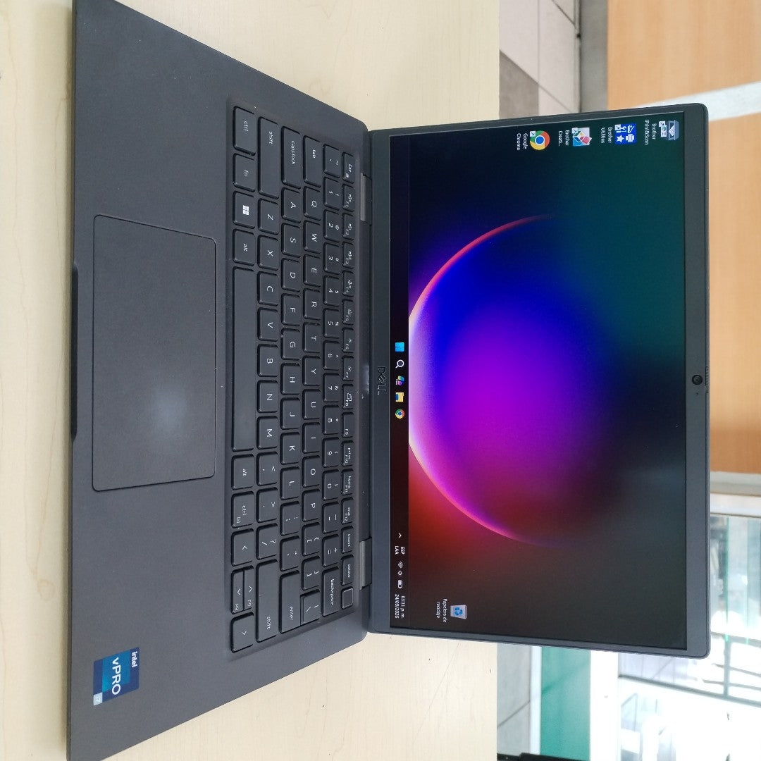 LAPTOP DELL LATITUDE 7430 (2023) 256 GB SSD 16 GB RAM (SEMINUEVO)