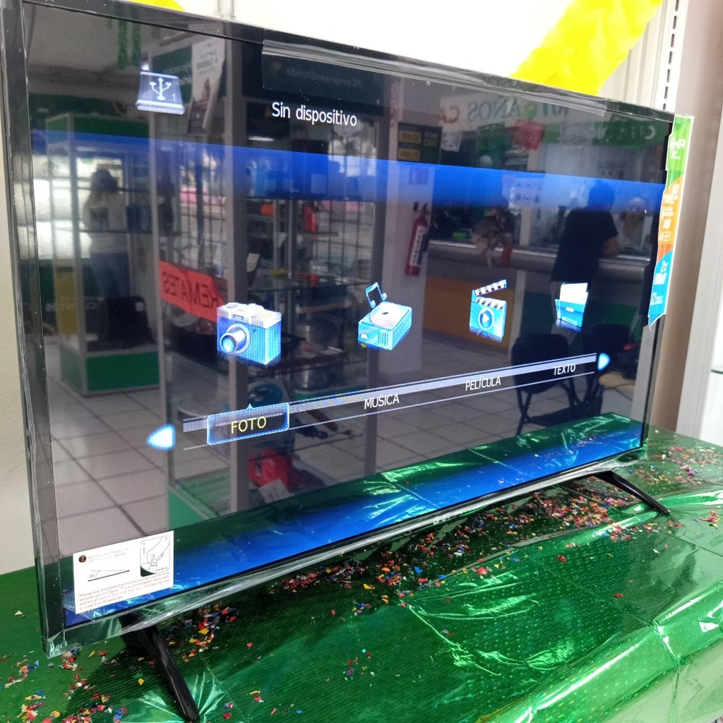 PANTALLA GHIA G32BHD22 (2022) 32" LED HD (SEMINUEVO)