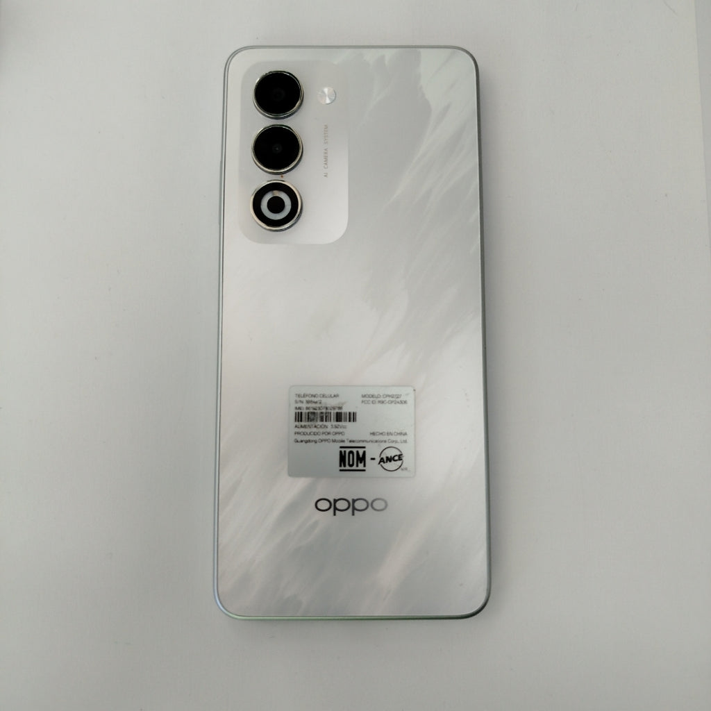 CELULAR OPPO A5 CPH2727 (2025) 256 GB 4 GB RAM (SEMINUEVO)