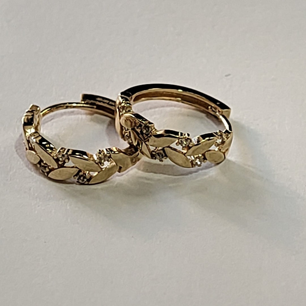 HUGGIES ORO 14K 1.8 (NUEVO)