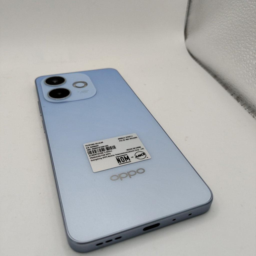 CELULAR OPPO A5 PRO CPH2711 (2025) 256 GB 8 GB RAM (SEMINUEVO)
