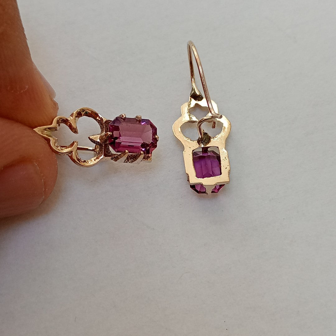ARETES PAR ORO 8 K 1.6 GRMS (SEMINUEVO)