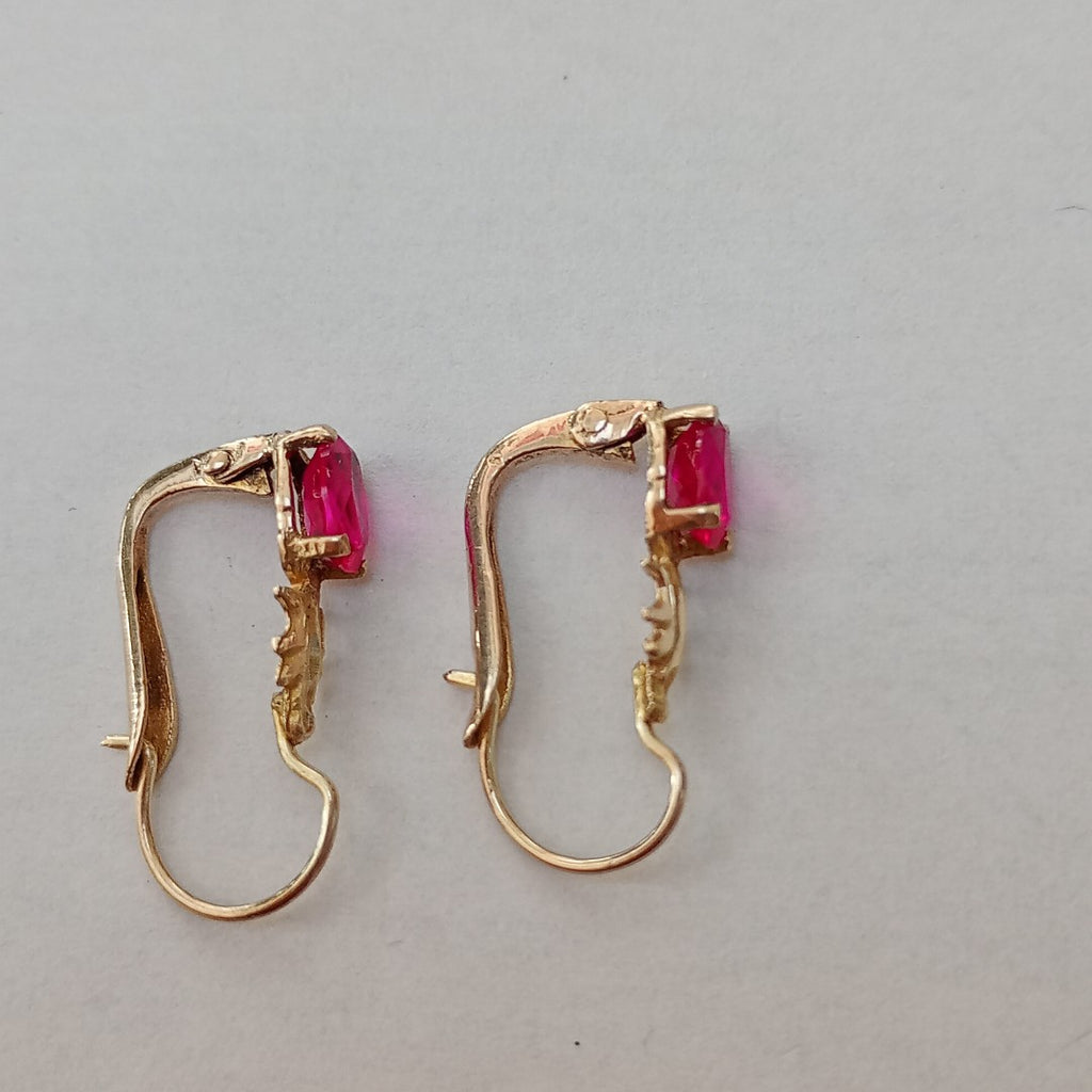 ARETES PAR ORO 8 K 1.2 GRMS (SEMINUEVO)