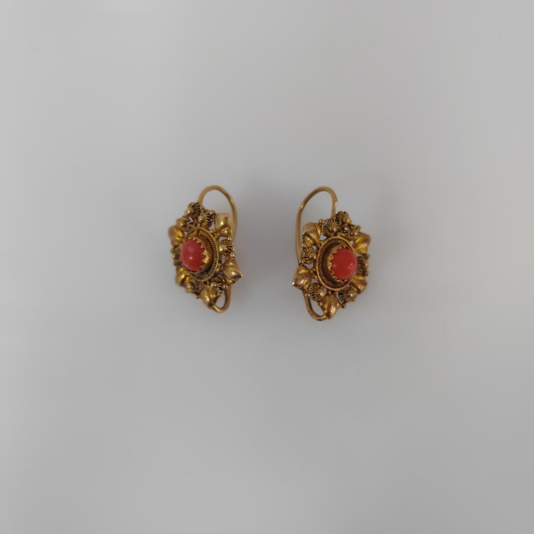 ARETES PAR ORO 14 K 3.4 GRMS (SEMINUEVO)