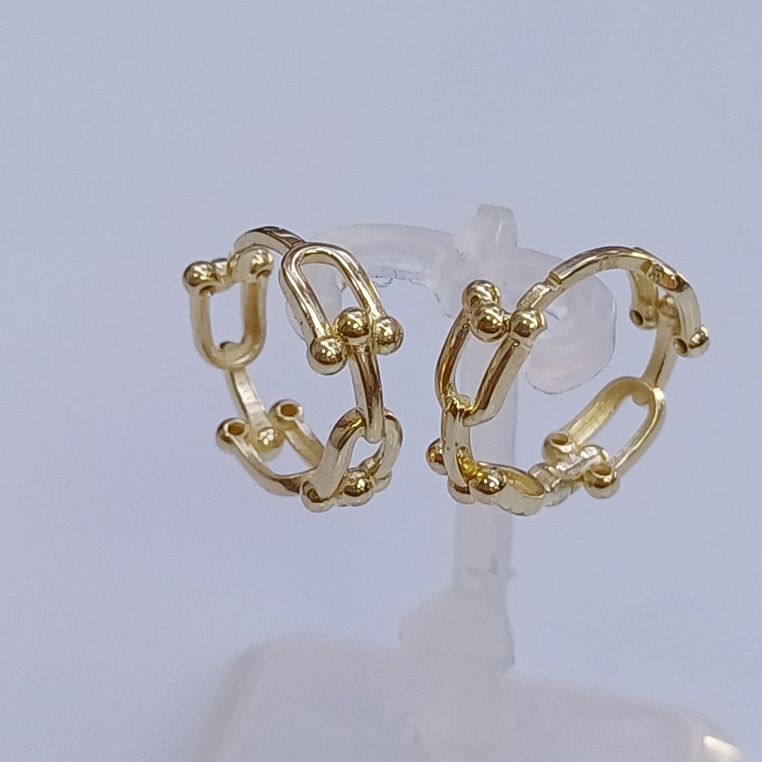 HUGGIES ORO 14K 2.4 (NUEVO)