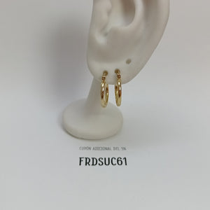 ARETES ARRACADAS ESTRIADAS 14K 1.4 GR (NUEVO)