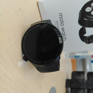 SMARTWATCH MOTOROLA MOTO WATCH XT2547-2 47 MM GPS (SEMINUEVO)
