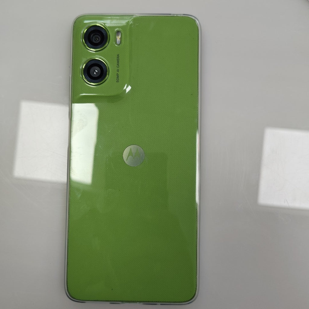 CELULAR MOTOROLA MOTO G06 XT2535-2 (2025) 256 GB 4 GB RAM (SEMINUEVO)