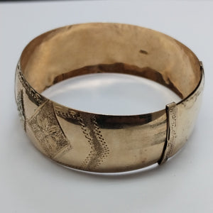 PULSERA RIGIDA ORO 10 K 21,50 GRMS (SEMINUEVO)