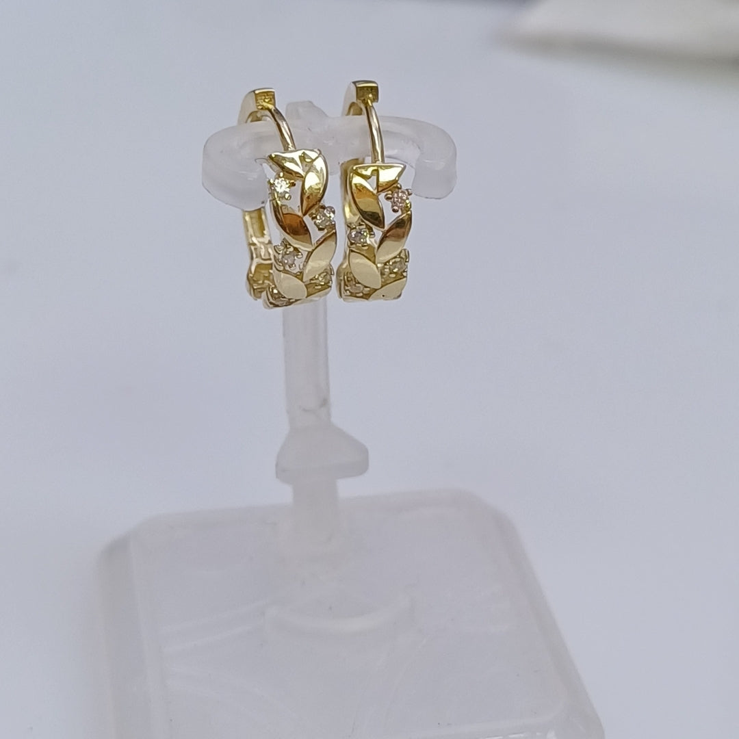 HUGGIES ORO 14K 1.8 (NUEVO)