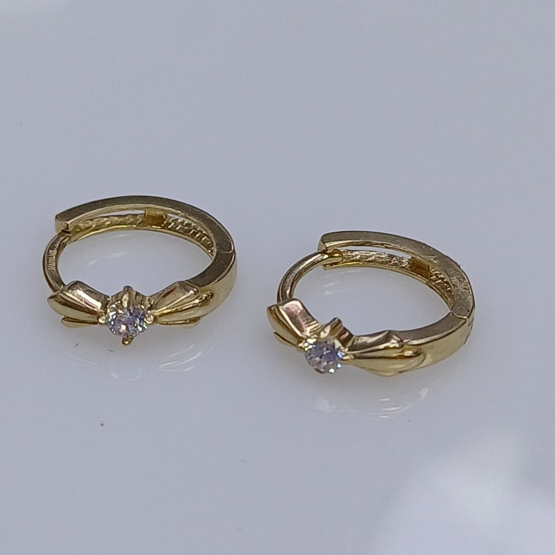 HUGGIES ORO 14K 1.4 (NUEVO)
