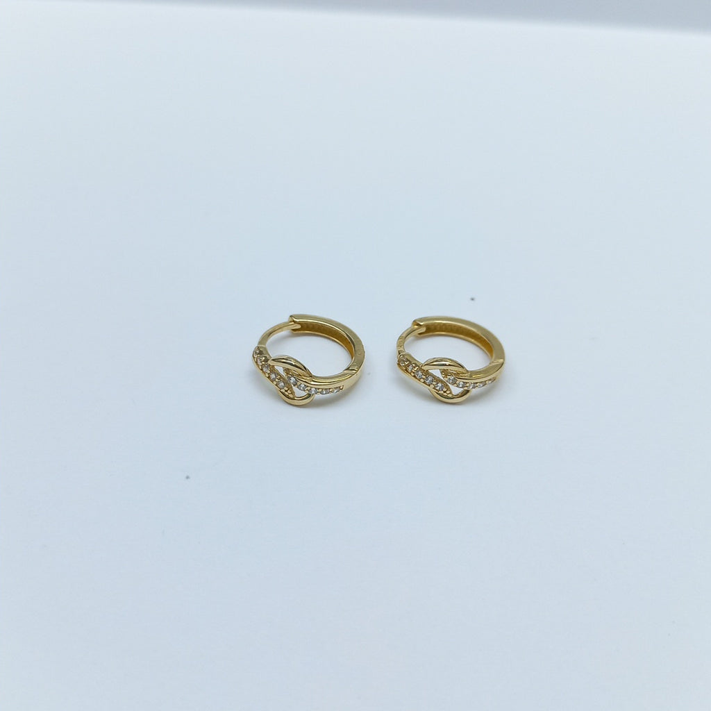 HUGGIES ORO 14K 1.4 (NUEVO)