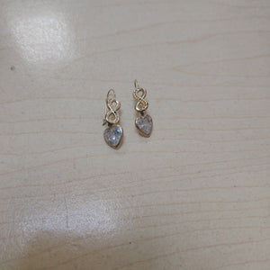 ARETES PAR ORO 10 K 1.8 GRMS (SEMINUEVO)