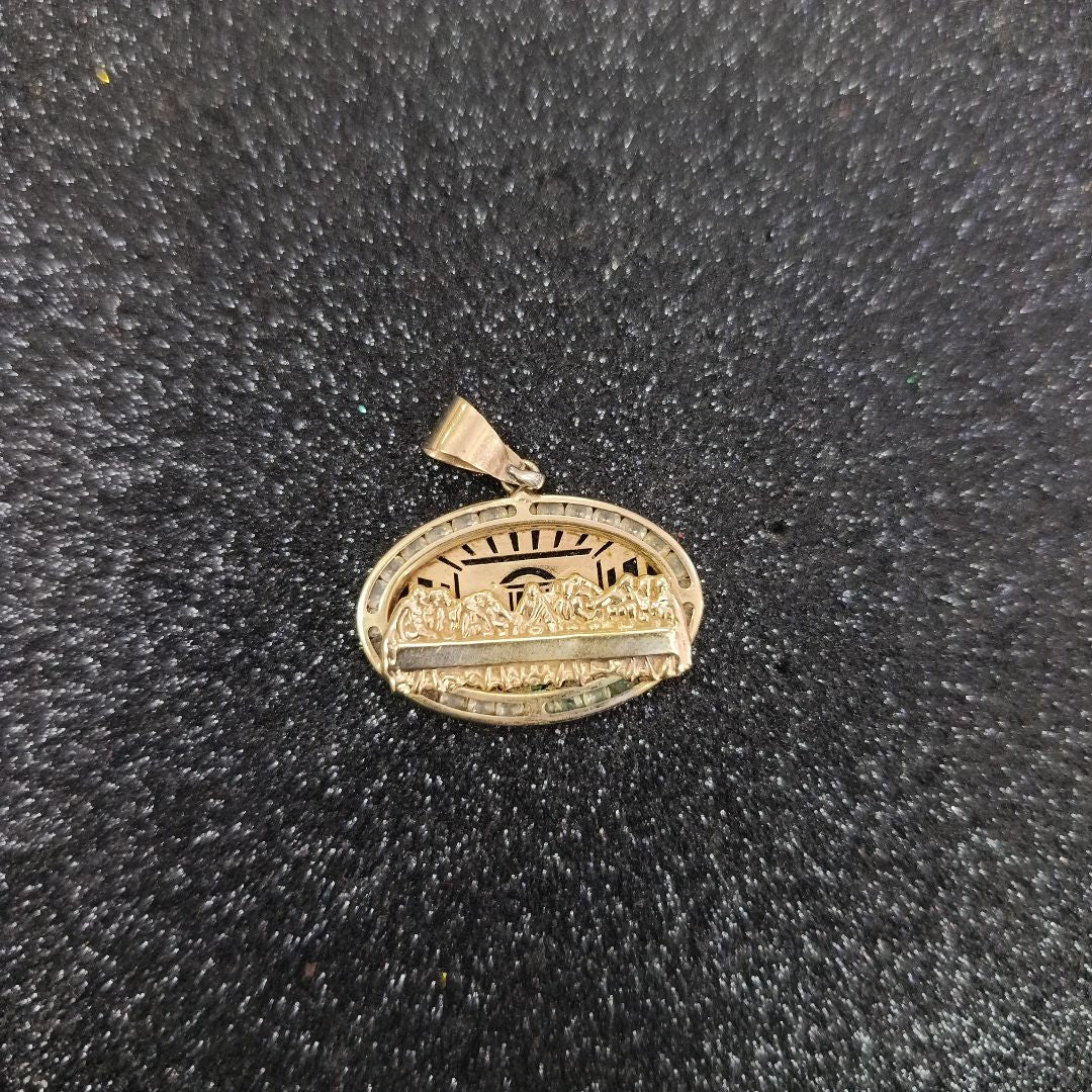 DIJE ORO 10 K 2,10 GRMS (SEMINUEVO)