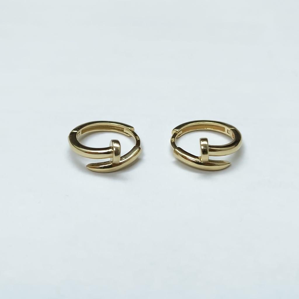 HUGGIES ORO 14K 2.4 (NUEVO)