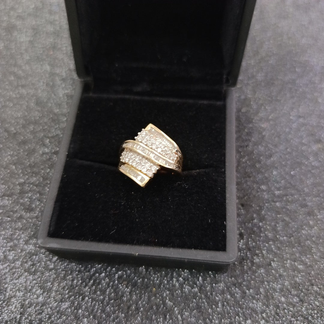 ANILLO ORO 10 K 4,60 GRMS (SEMINUEVO)