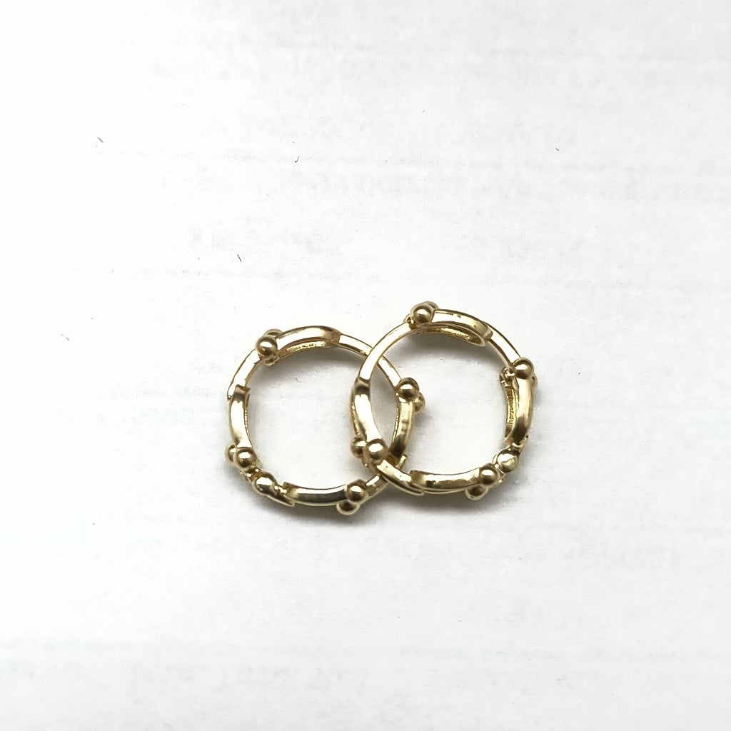 HUGGIES ORO 14K 2.4 (NUEVO)
