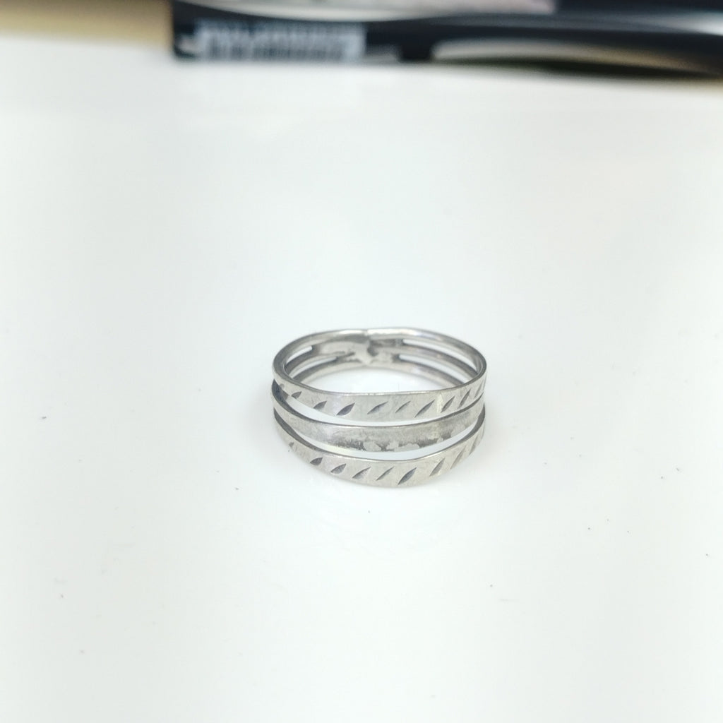 ANILLITO PLATA 2.4 GRMS (SEMINUEVO)