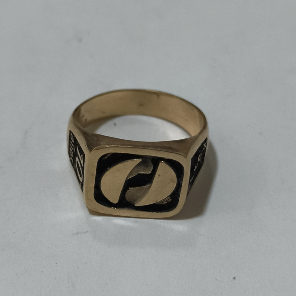 ANILLO CONMEMORATIVO ORO 10 K 11.8 GRMS (SEMINUEVO)