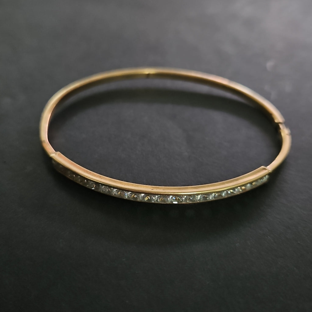 PULSERA RIGIDA ORO 10 K 3.9 GRMS (SEMINUEVO)
