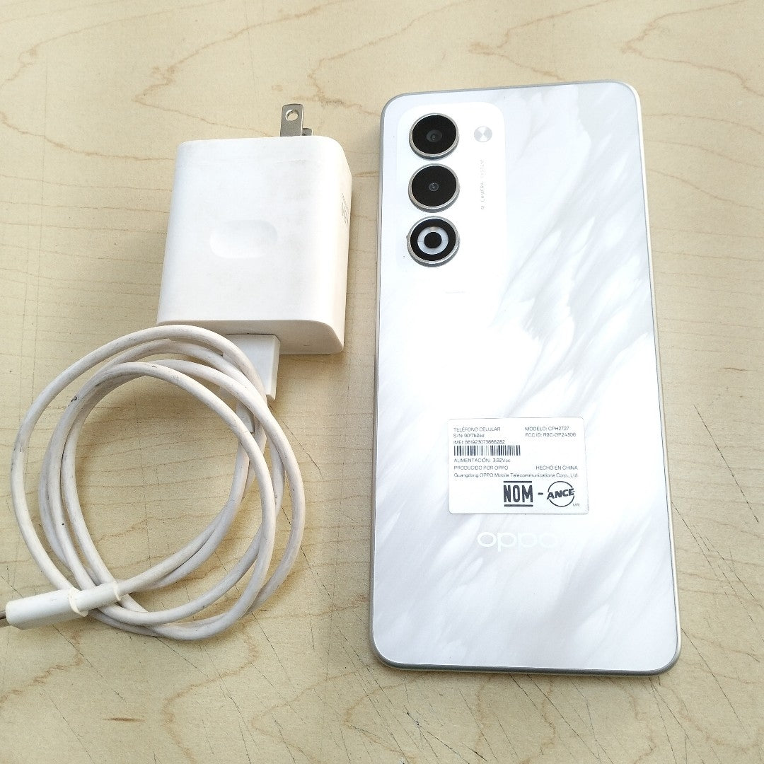 CELULAR OPPO A5 CPH2727 (2025) 256 GB 4 GB RAM (SEMINUEVO)