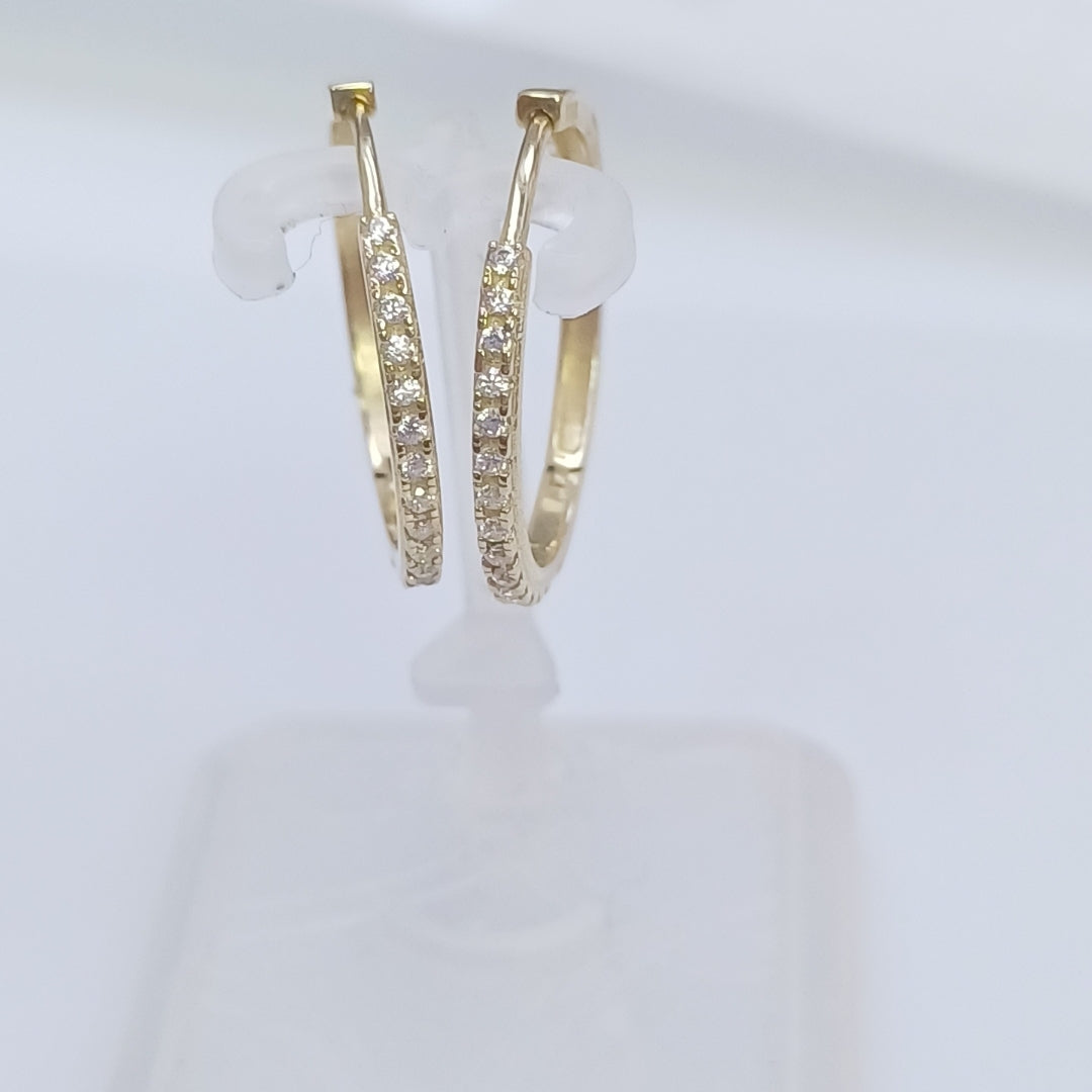 HUGGIES ORO 14K 2.4 (NUEVO)