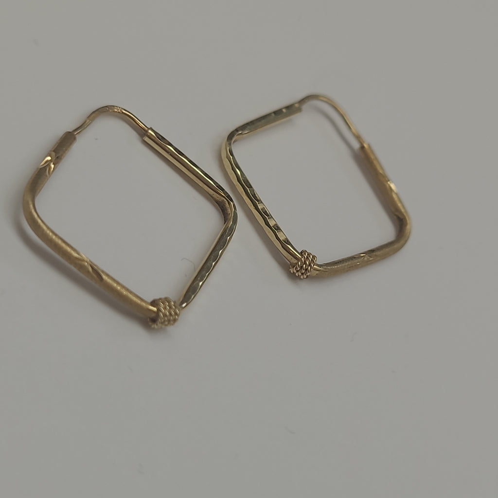 ARRACADAS PAR ORO 14 K 1.3 GRMS (SEMINUEVO)