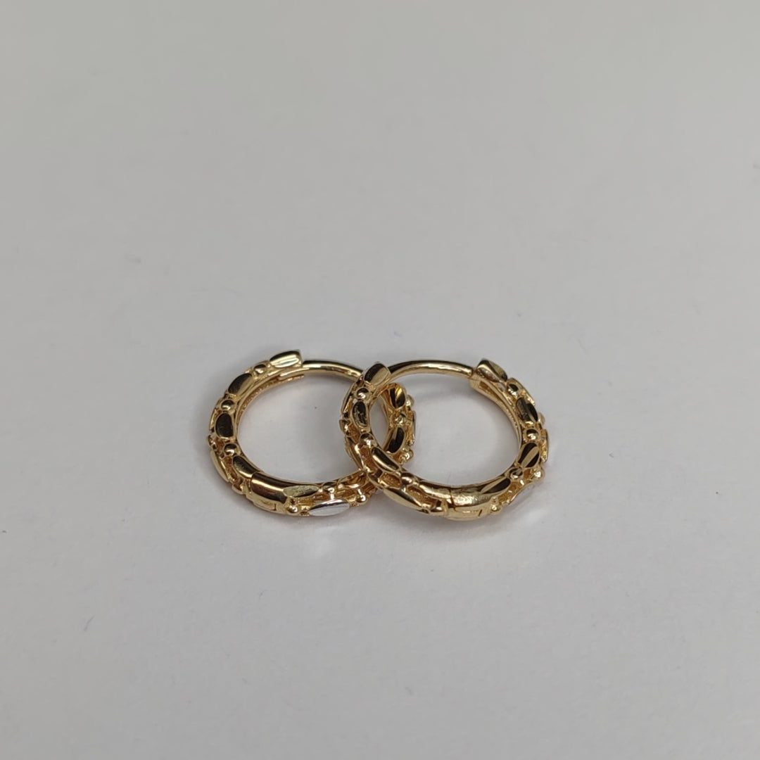 HUGGIES ORO 14K 1.2 (NUEVO)