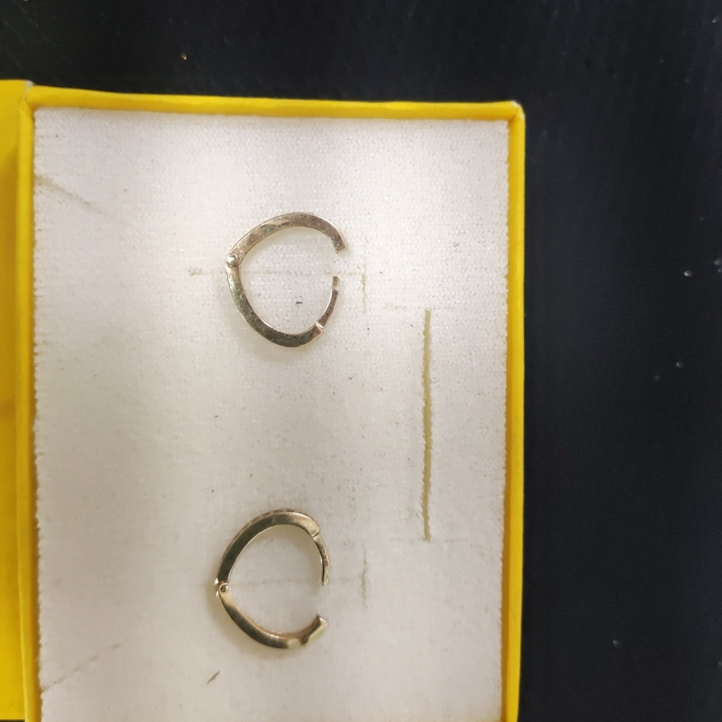ARRACADAS PAR ORO 10 K 1.8 GRMS (SEMINUEVO)