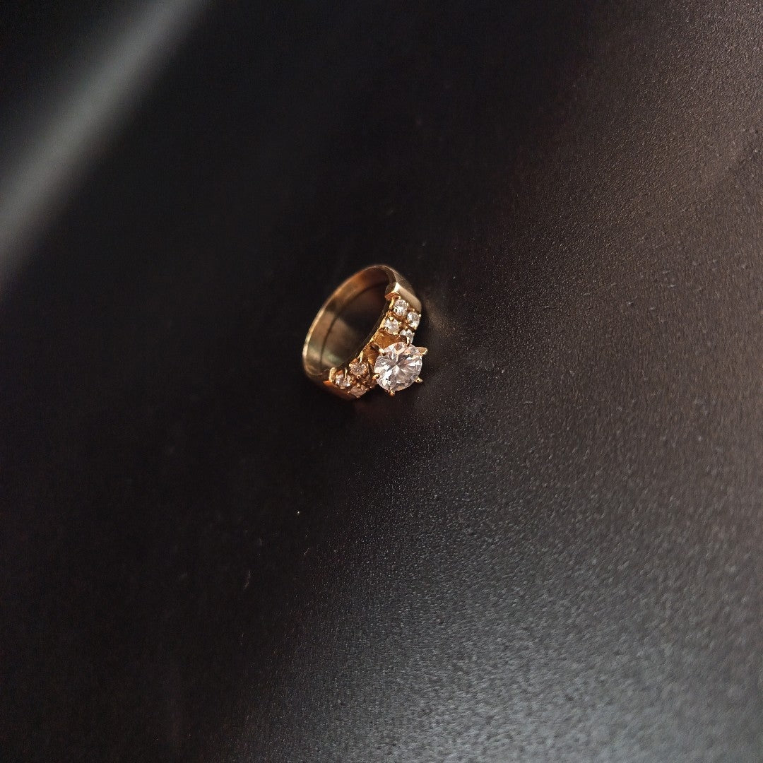 SOLITARIO ORO 8 K 3.8 GRMS (SEMINUEVO)