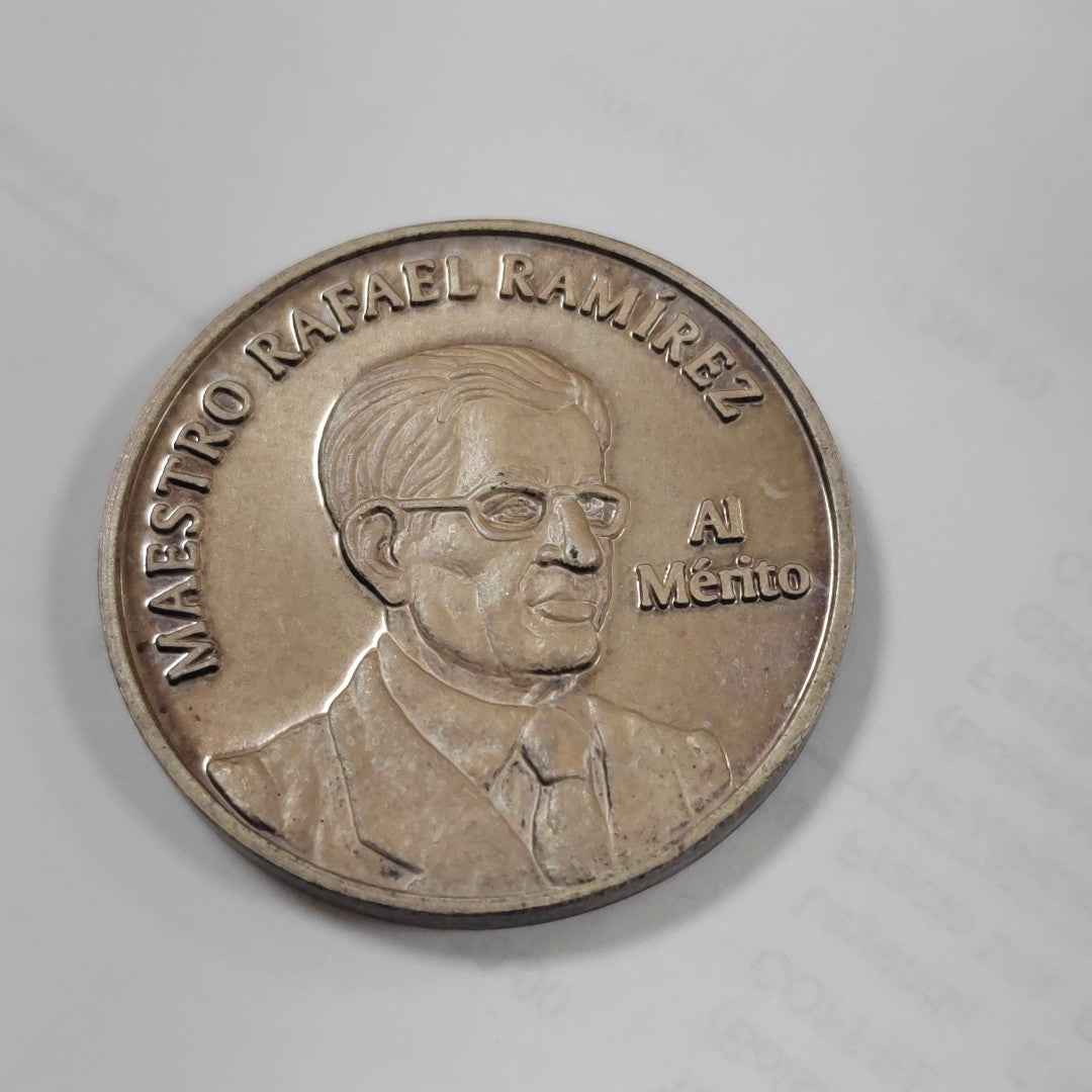 MEDALLA PERSONAL PLATA 29.6 GRMS (SEMINUEVO)