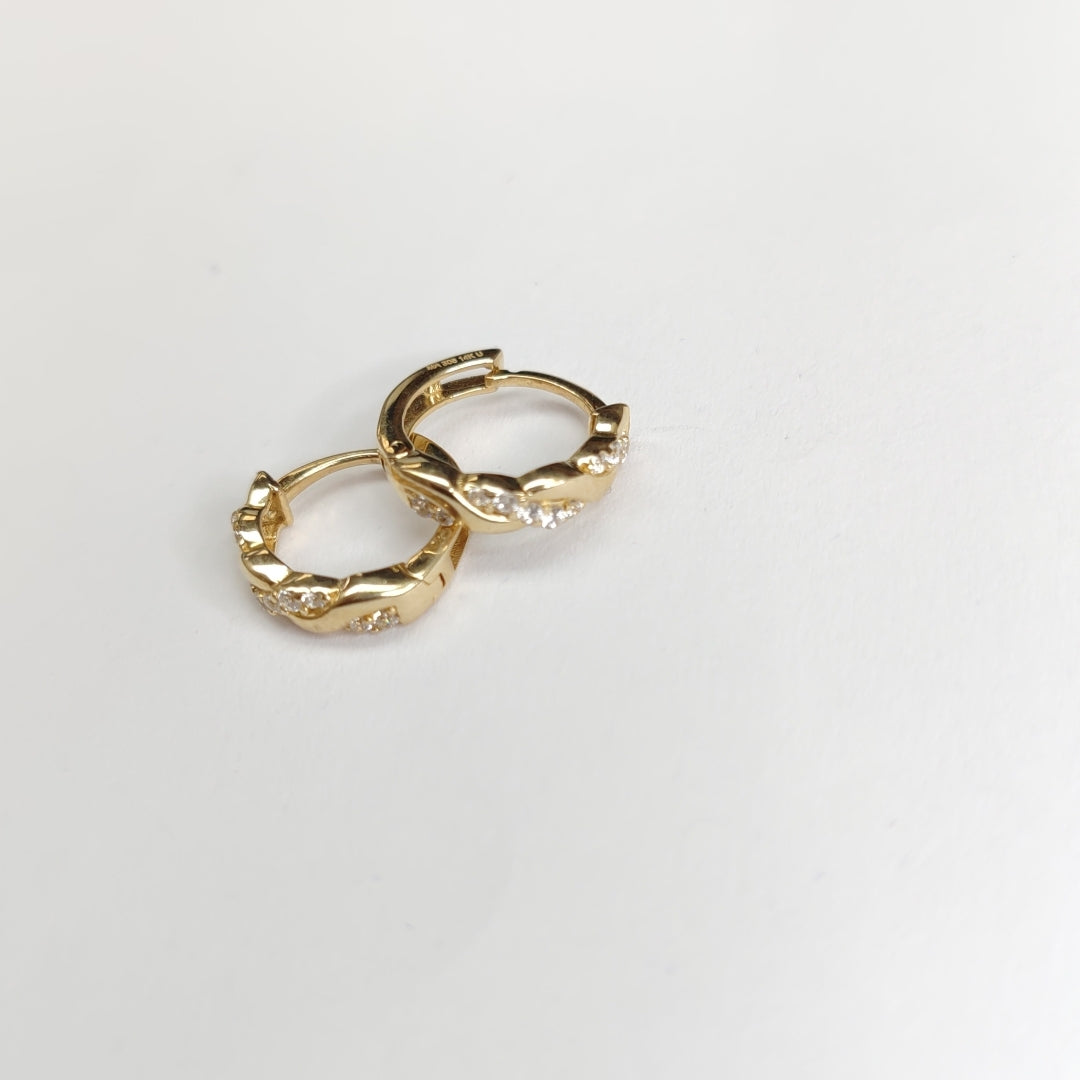 HUGGIES ORO 14K 2 (NUEVO)