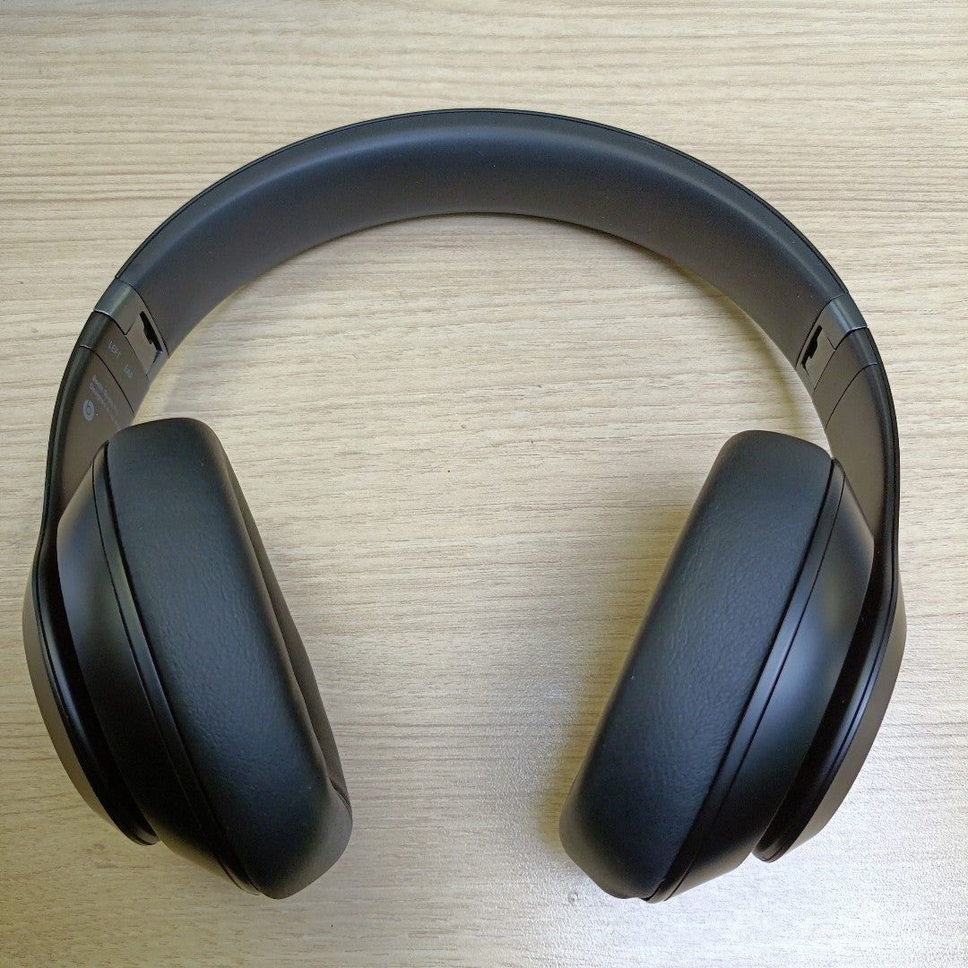 AUDIFONOS BEATS STUDIO PRO INALAMBRICO OVER EAR (SEMINUEVO)