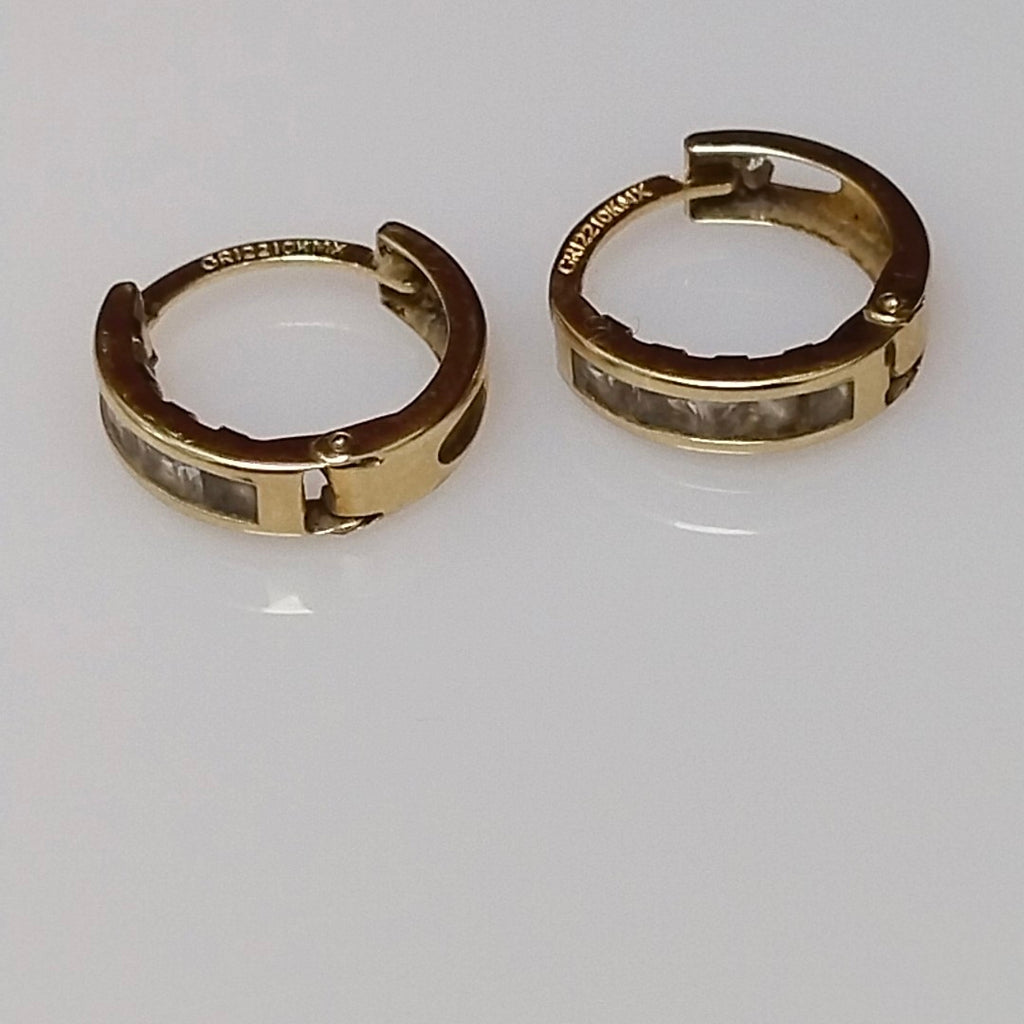 ARRACADAS PAR ORO 10 K 1,40 GRMS (SEMINUEVO)