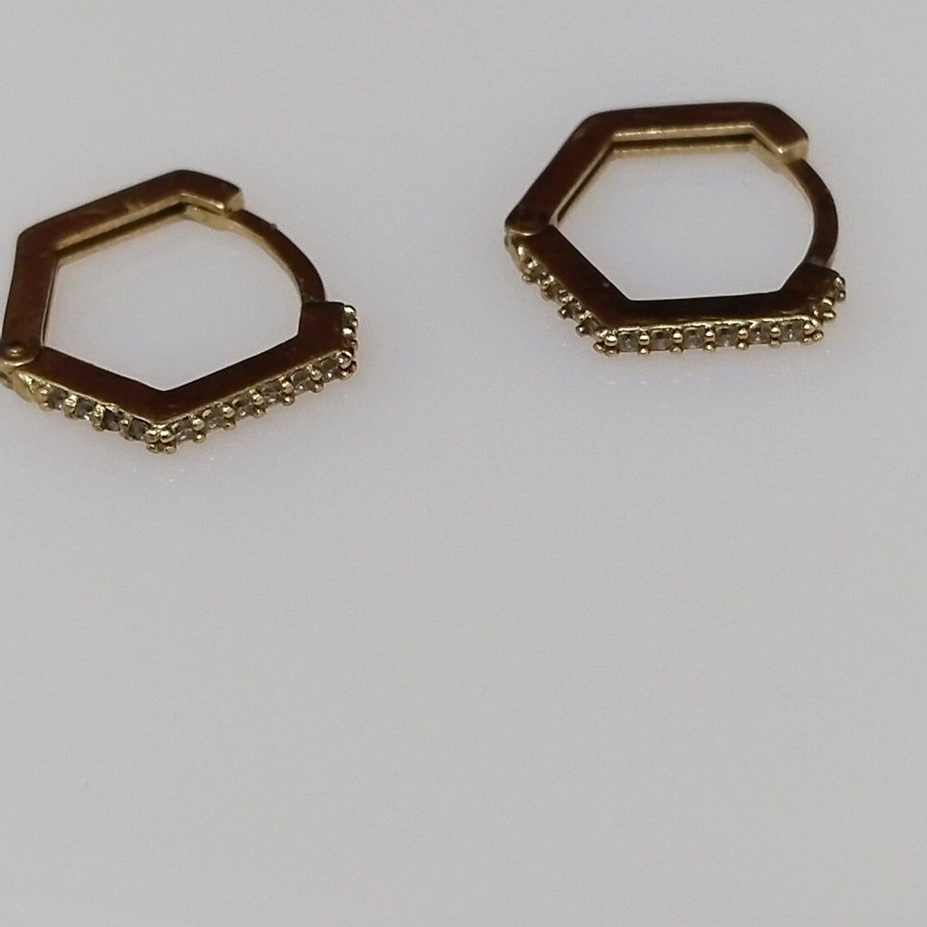 ARRACADAS PAR ORO 10 K 1.3 GRMS (SEMINUEVO)